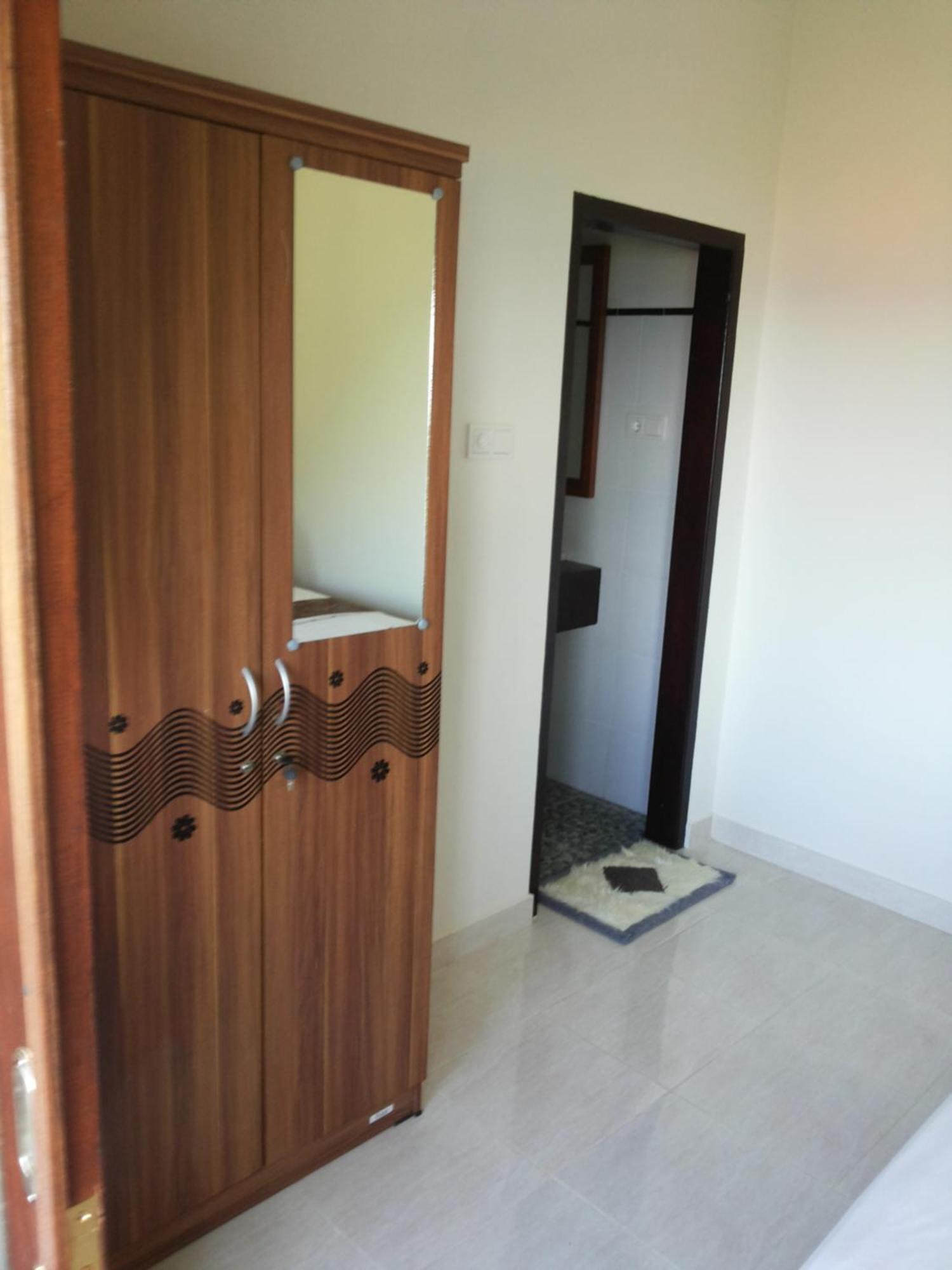 Fishermen'S Guesthouse Amed Esterno foto