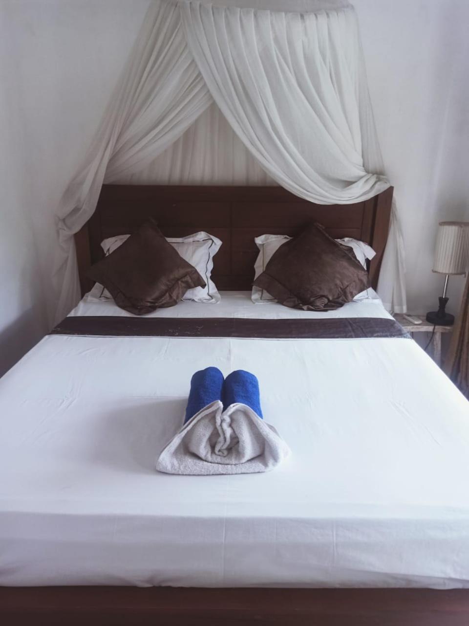 Fishermen'S Guesthouse Amed Esterno foto