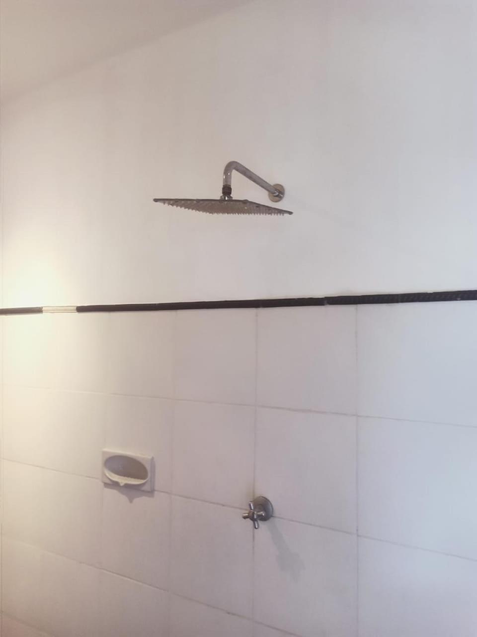 Fishermen'S Guesthouse Amed Esterno foto